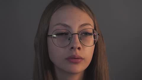  LiLy online show from September 29, 4:34 pm