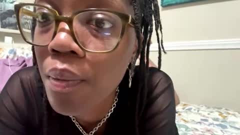 blkalthottie online show from April 18, 4:04 am