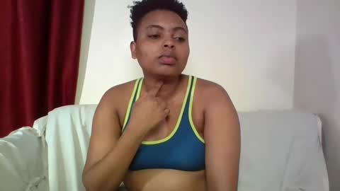 blonde_barby online show from February 4, 3:04 pm