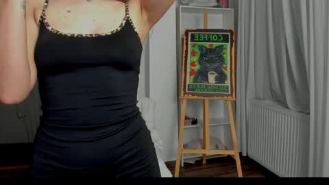 blonde_godess1 online show from October 24, 9:55 pm