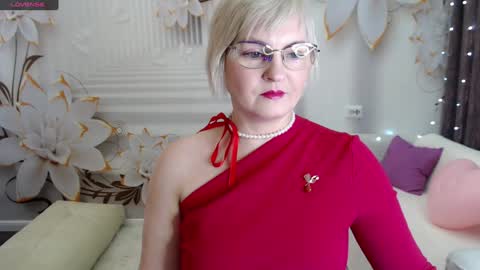 Blonde woman X online show from January 27, 5:58 am