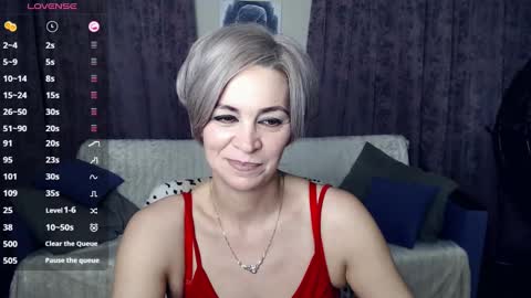 Lola online show from December 18, 6:35 pm
