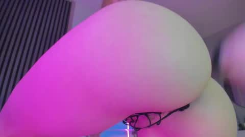 blondie_muller online show from March 5, 7:28 pm