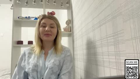 blondie_xoxoxo online show from January 10, 12:32 pm