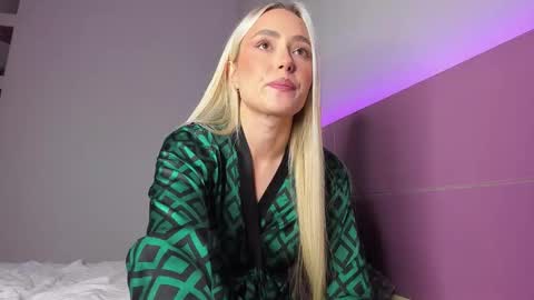 Anna online show from January 11, 6:57 pm