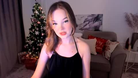 Sophia online show from December 17, 8:02 pm