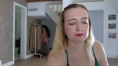 blue_angel_sweet online show from September 15, 4:32 am
