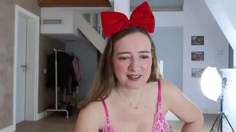 blue_angel_sweet online show from December 4, 4:15 am