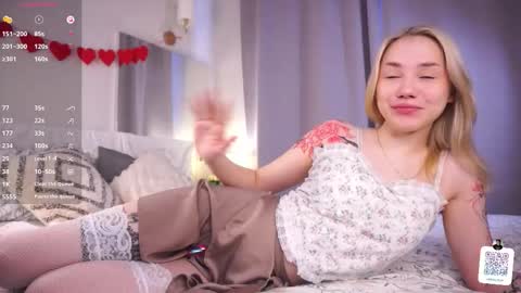 Adeline online show from February 23, 6:03 am