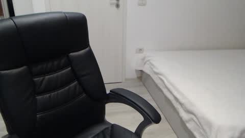 Juliet online show from September 30, 4:12 pm