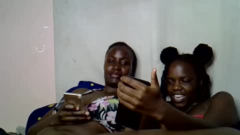 blue_savagee online show from October 21, 8:13 pm