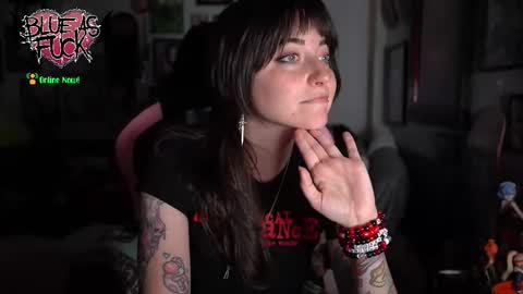 Blue online show from November 6, 2:17 am