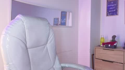        online show from May 29, 12:14 pm