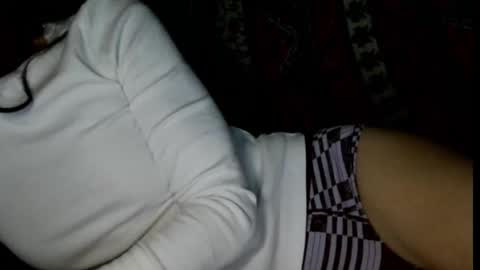 Blueeyedlie online show from October 12, 5:43 am