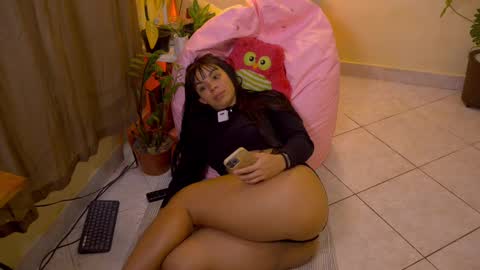 FLORAA online show from October 11, 6:10 pm