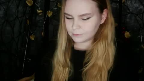 blushing_star online show from March 26, 4:09 pm