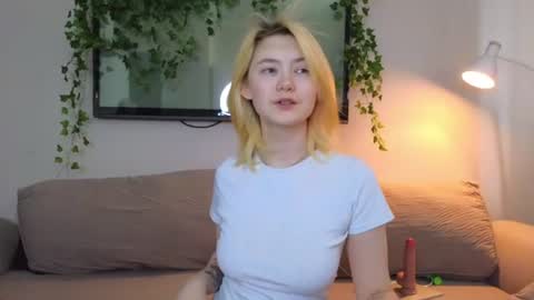 Alice and David online show from July 13, 4:57 am