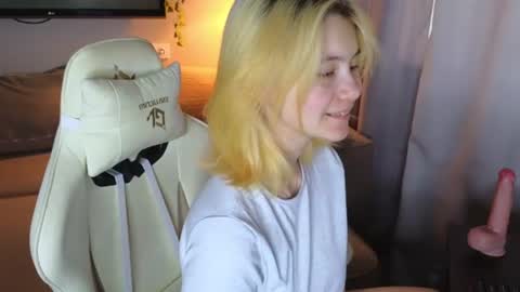 Alice and David online show from July 20, 11:16 pm