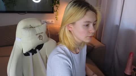 Alice and David online show from July 15, 12:59 am