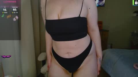  Lina  online show from March 28, 9:03 pm