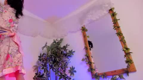   online show from September 20, 12:21 am