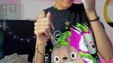   online show from February 4, 11:27 am