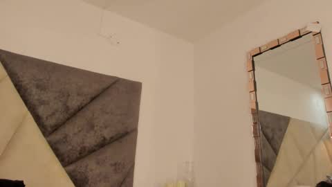   online show from September 18, 12:09 am