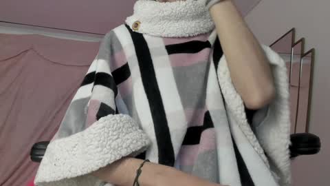   online show from February 1, 11:32 am