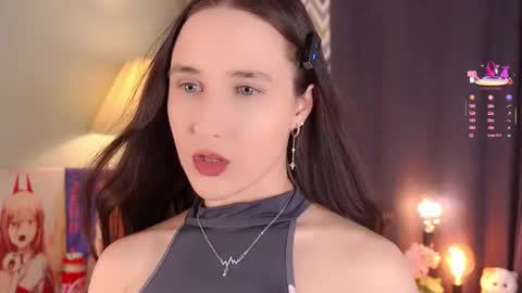 Snapshot of bonniedry chatting on October 24, 1:12 am Emma online show from October 24, 1:12 am