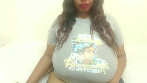 boobyqueen online show from February 3, 11:37 am