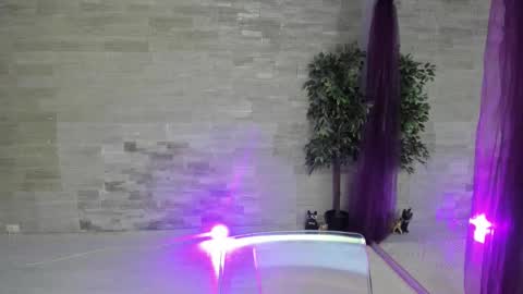 boobzilla_ online show from February 2, 6:01 am