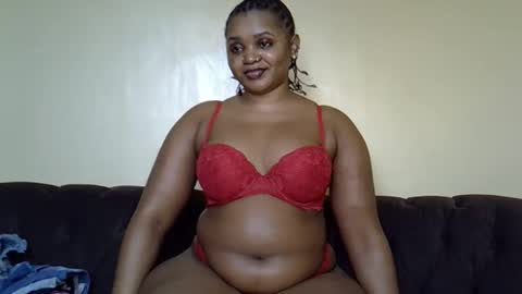 Snapshot of bootieshakess chatting on October 30, 10:16 am bootieshakess online show from October 30, 10:16 am