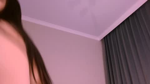 Snapshot of bootylecious_ chatting on January 31, 2:28 pm Mona online show from January 31, 2:28 pm