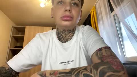 brailkims online show from October 19, 3:14 pm