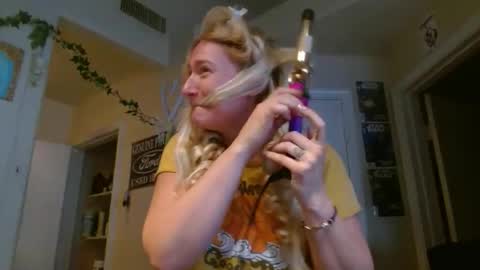 i am a naughty jedi knight online show from May 7, 2:10 pm