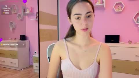 Snapshot of bratty_bun chatting on October 22, 5:40 pm Annie online show from October 22, 5:40 pm