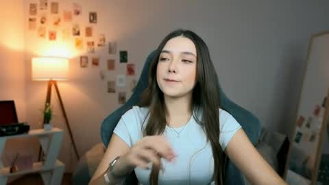 Rachel online show from April 3, 7:56 pm