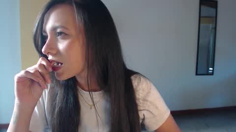 breakfastwithtiffanys online show from November 10, 9:32 pm