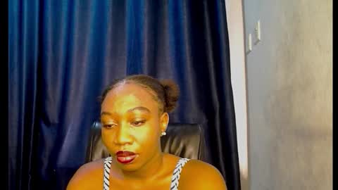 brealove_ online show from November 27, 8:12 pm