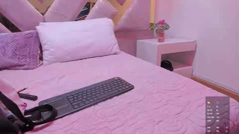 Brianna  online show from November 6, 11:27 am