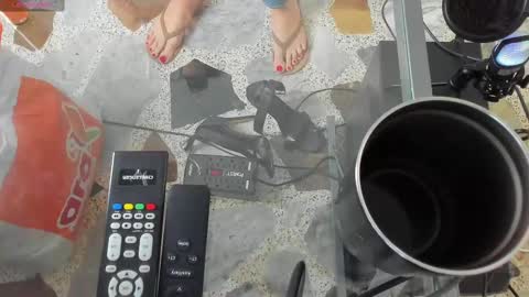    online show from March 5, 12:33 pm