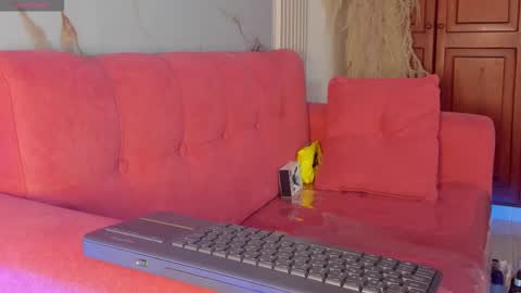    online show from October 24, 12:34 pm