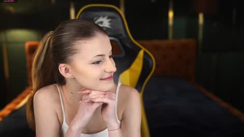 Diamonds Girls online show from February 23, 7:28 am