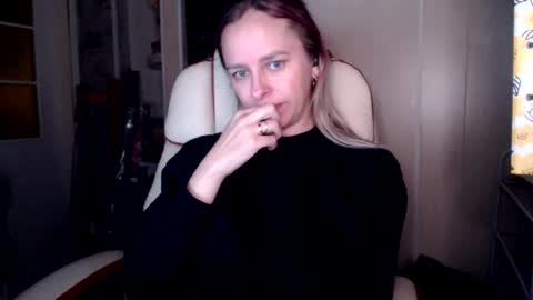 brilliantly online show from November 12, 2:37 pm