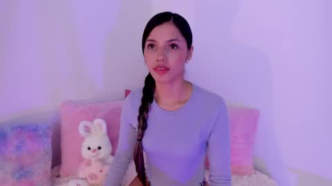 Brisa  online show from May 19, 8:27 pm