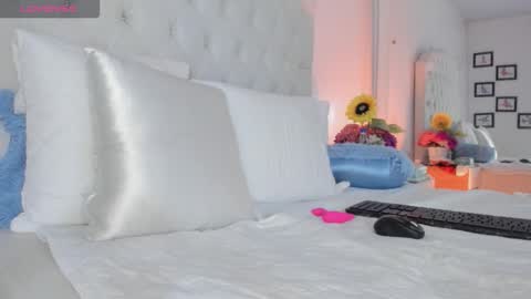 Brithany Rousee online show from December 4, 3:13 pm