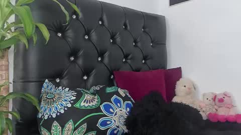 Snapshot of britney_rose13 chatting on October 24, 6:42 am britney rose online show from October 24, 6:42 am
