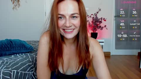 britneyhall online show from December 2, 7:10 am