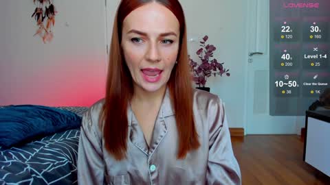 britneyhall online show from January 14, 7:17 am