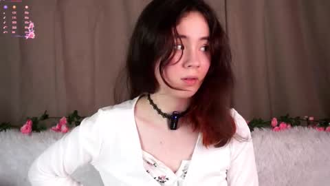 Lina online show from February 7, 11:25 am